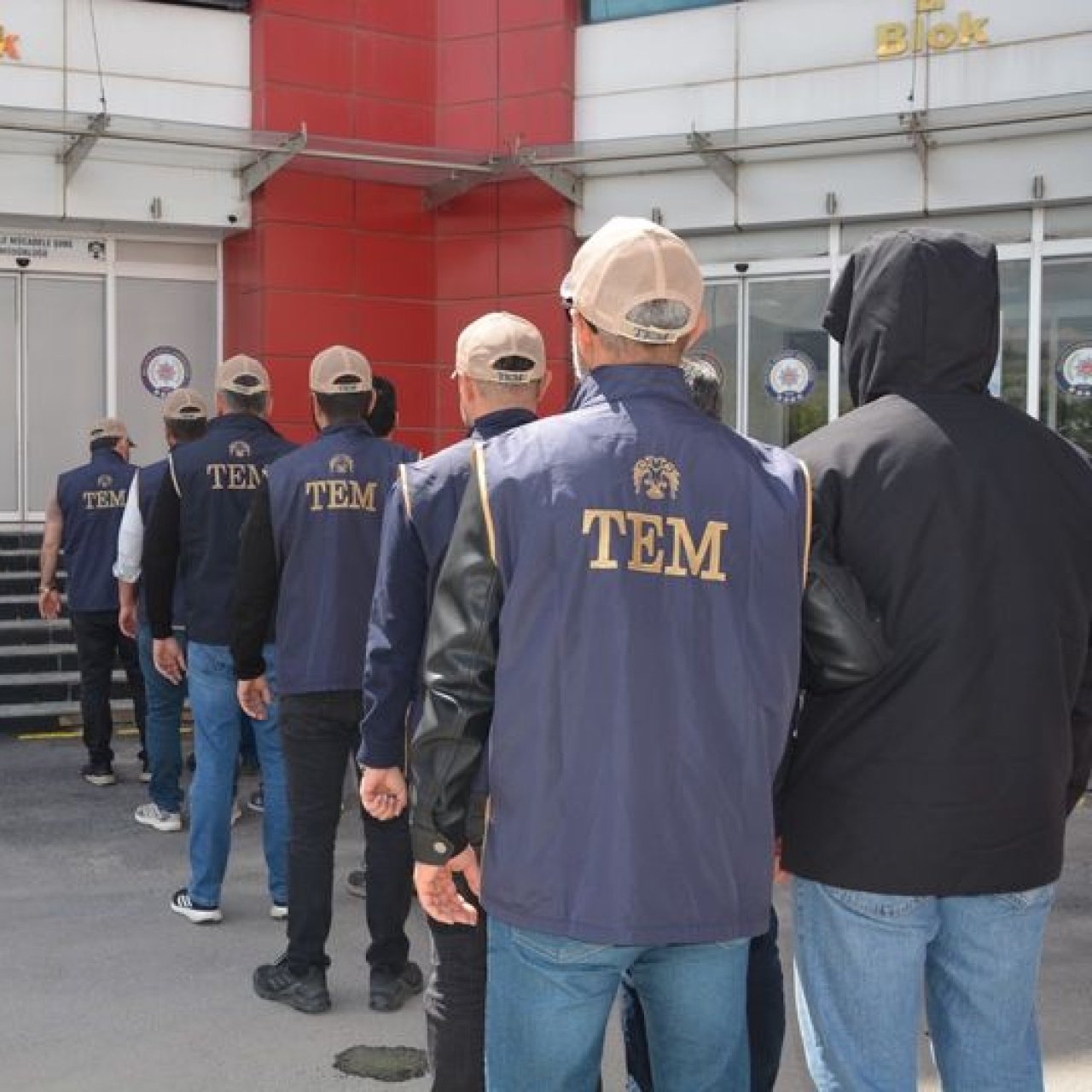 Malatya merkezli 17 ilde FETÖ operasyonu: 23 gözaltı