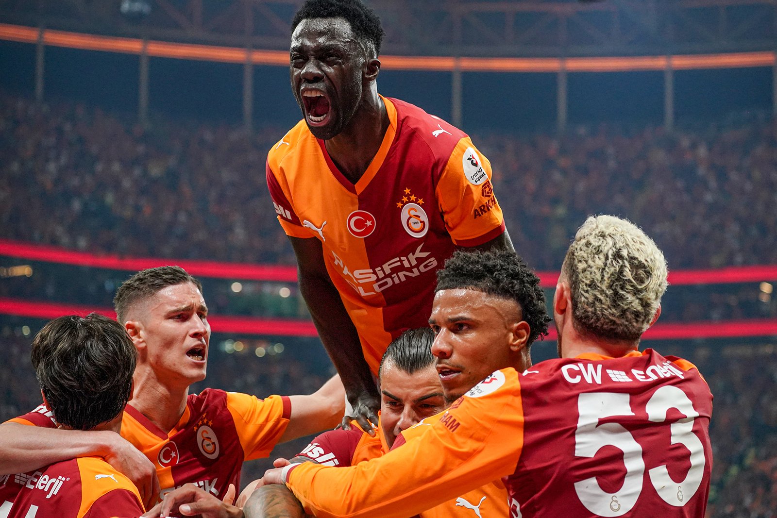 Galatasaray şampiyonluk için sahaya çıkıyor (Muhtemel 11)