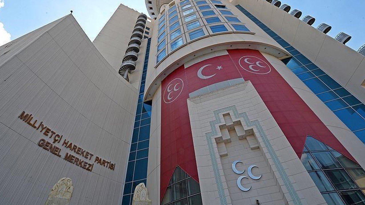 MHP'de bir il teşkilatı daha feshedildi