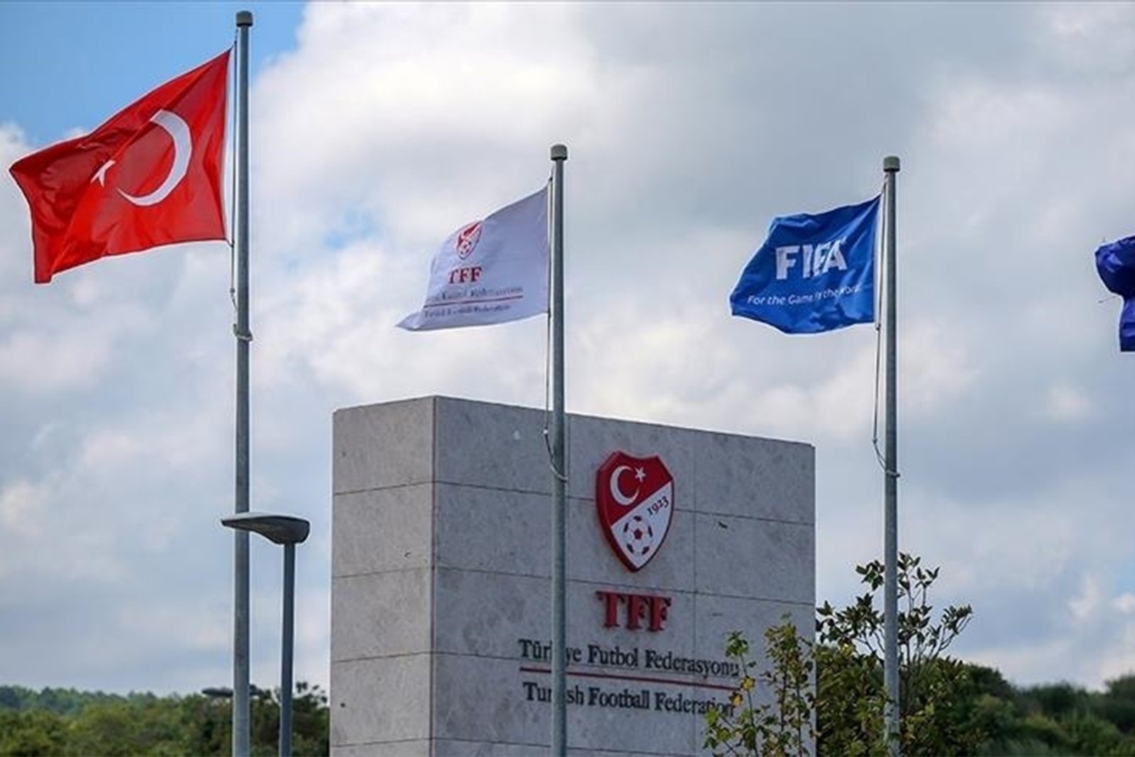 Futbolda lisanslı kulüp sayısı 27'ye çıktı