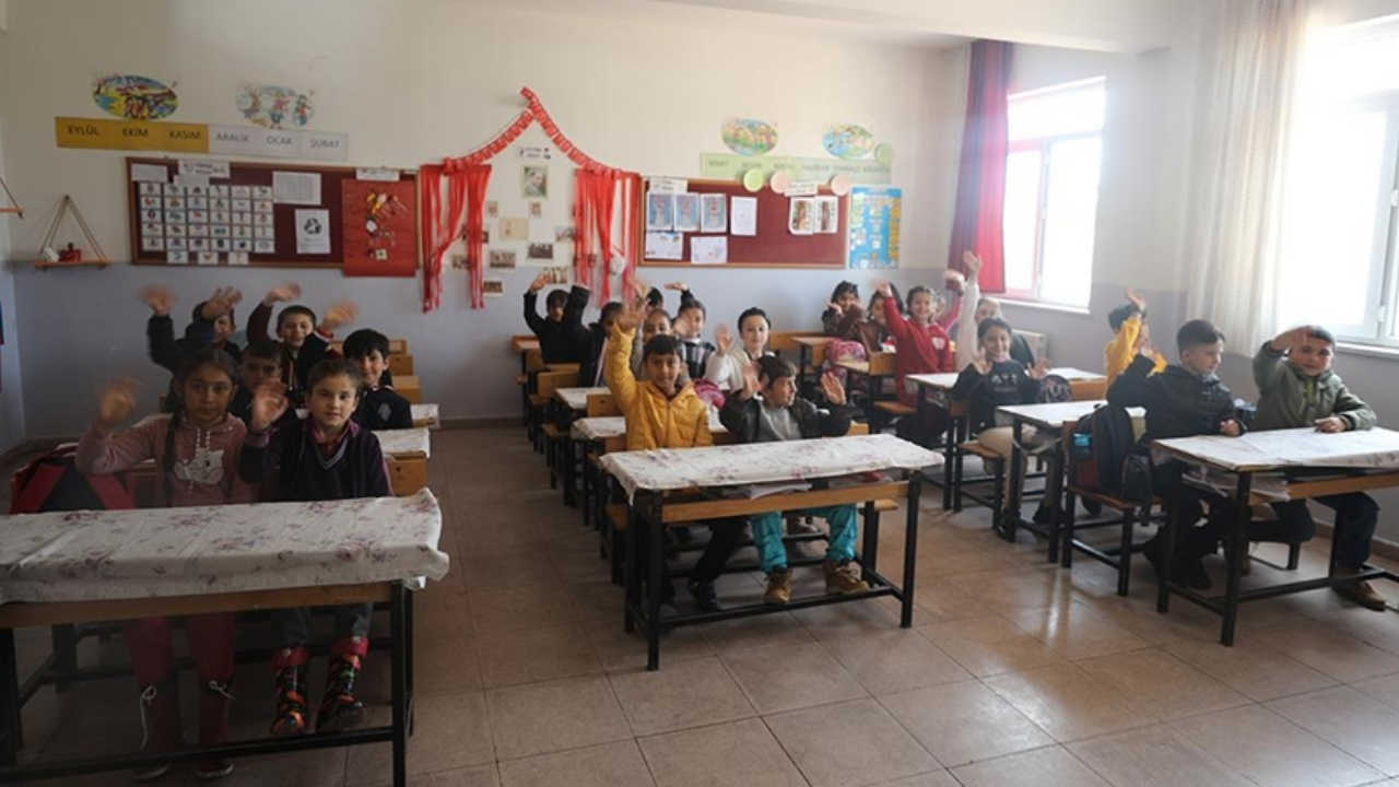 Okullar ne zaman kapacak? 3 aylık tatil ne zaman başlıyor?