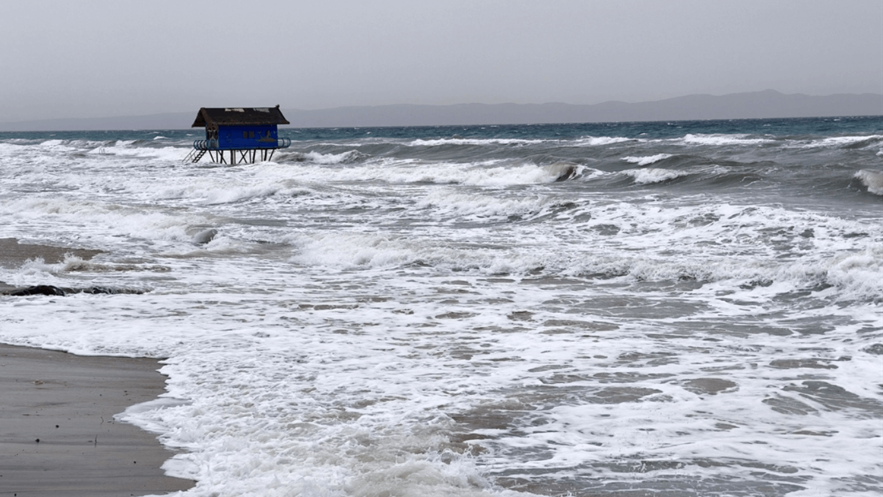 Marmara ve Batı Karadeniz'e fırtına geliyor!