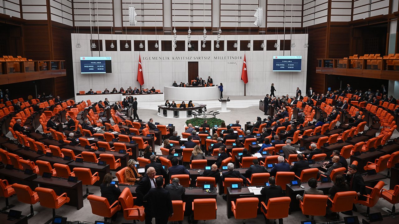 TBMM okul saldırılarını araştırıyor. "Dikkat çekmek ve popüler olmak için saldırı yapıyorlar"