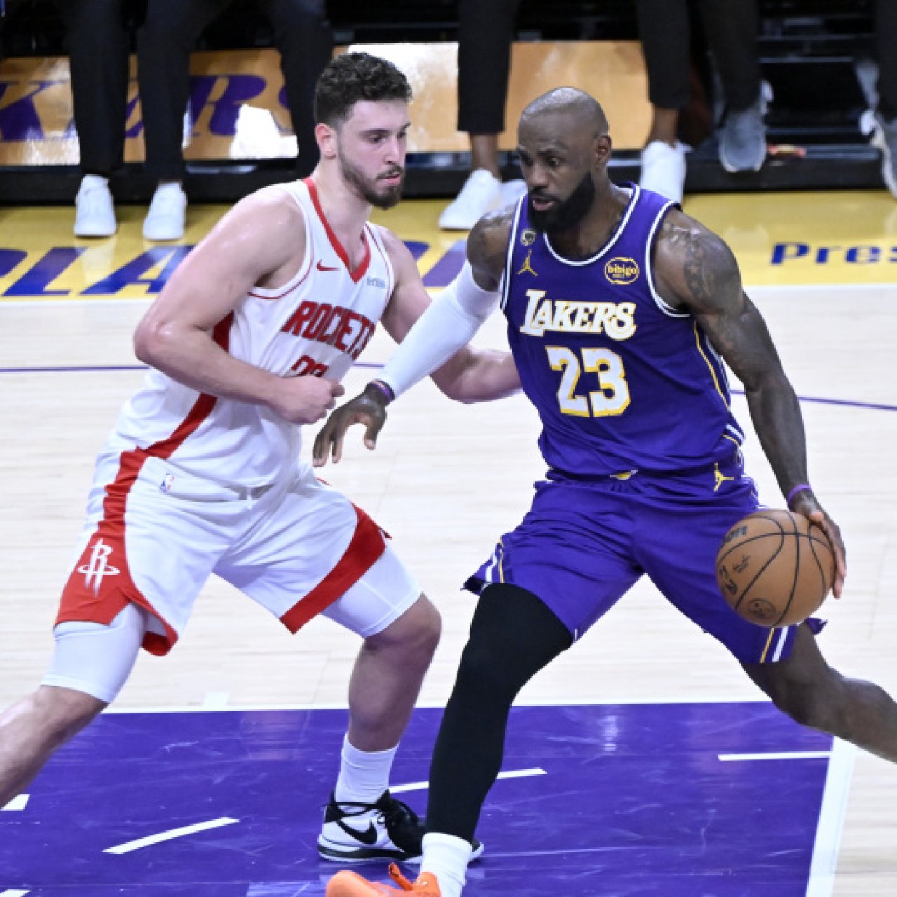 Alperen, Lebron'a karşı!