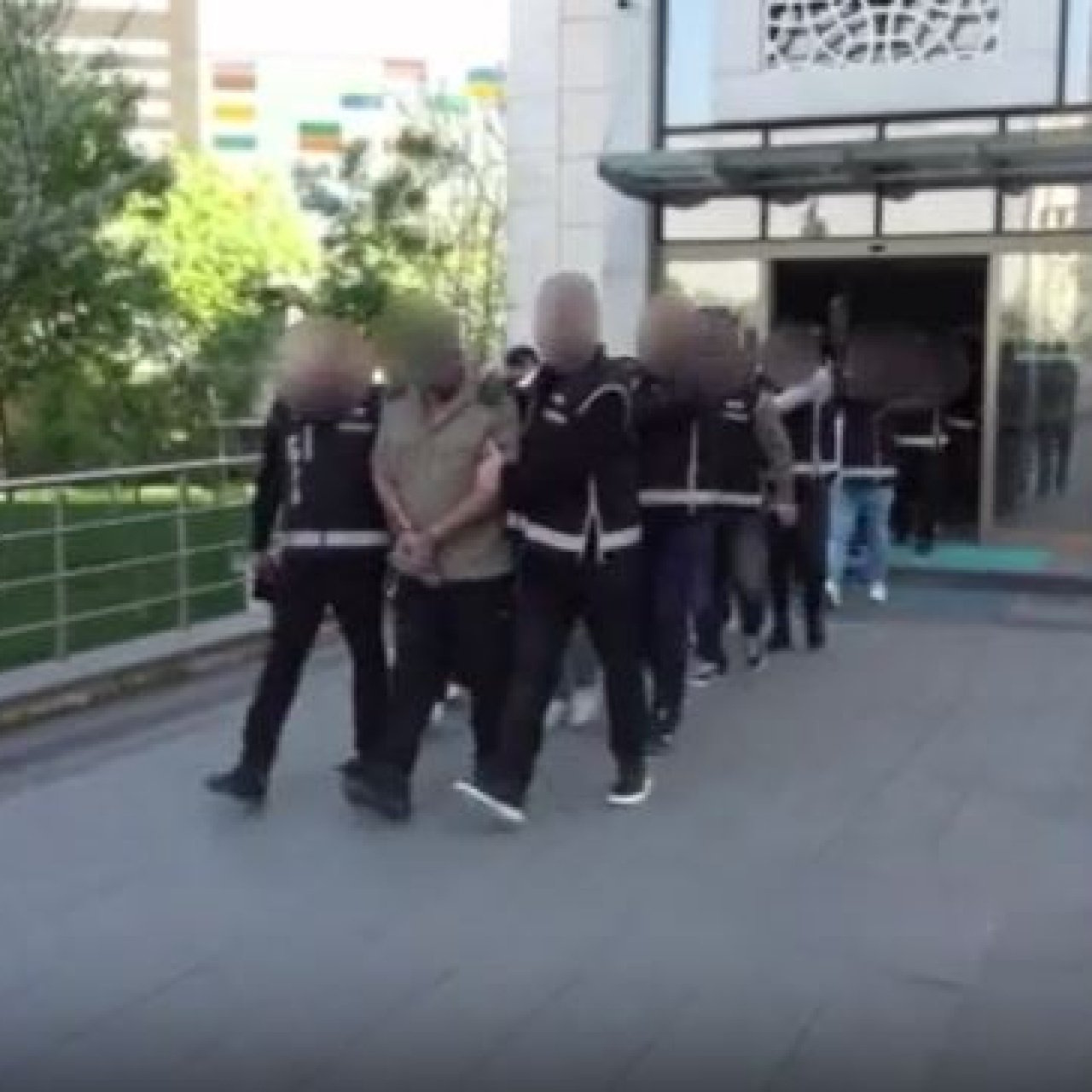 Ankara merkezli suç örgütü operasyonu: 6 tutuklama