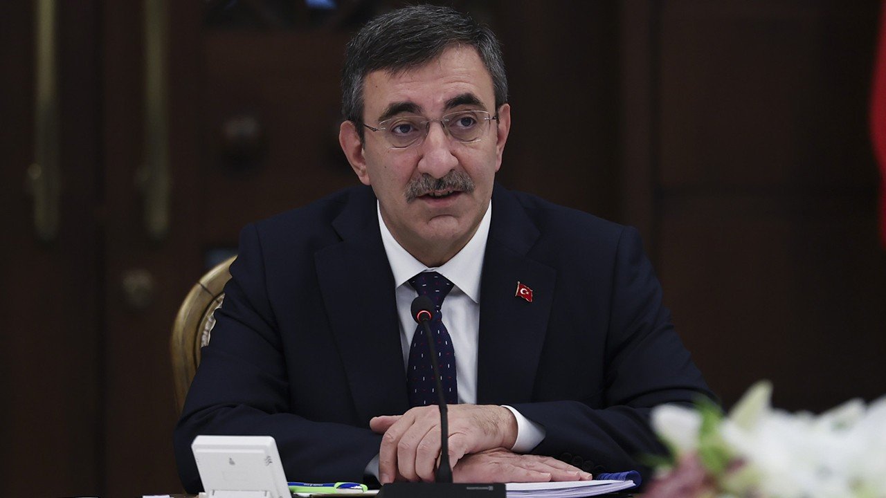 Yılmaz: Turizm geliri 65,6 milyar dolara ulaştı, destekler artarak sürecek