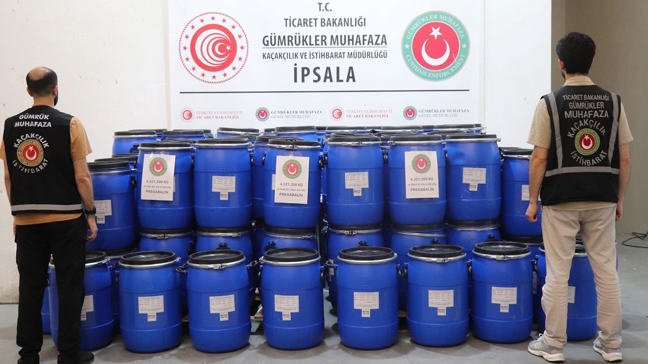 Gümrük muhafazadan tarihi operasyon: İpsala'da 3 milyar liralık uyuşturucu yakalandı