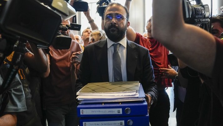 Son dakika | CHP'de hareketli anlar: Olağanüstü kurultay için imzalar teslim edildi