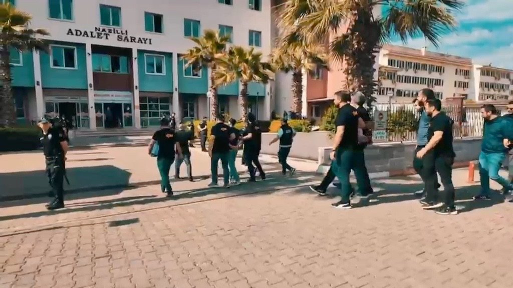 Talimatlar cezaevinden geliyordu. Çete operasyonunda 7 tutuklama