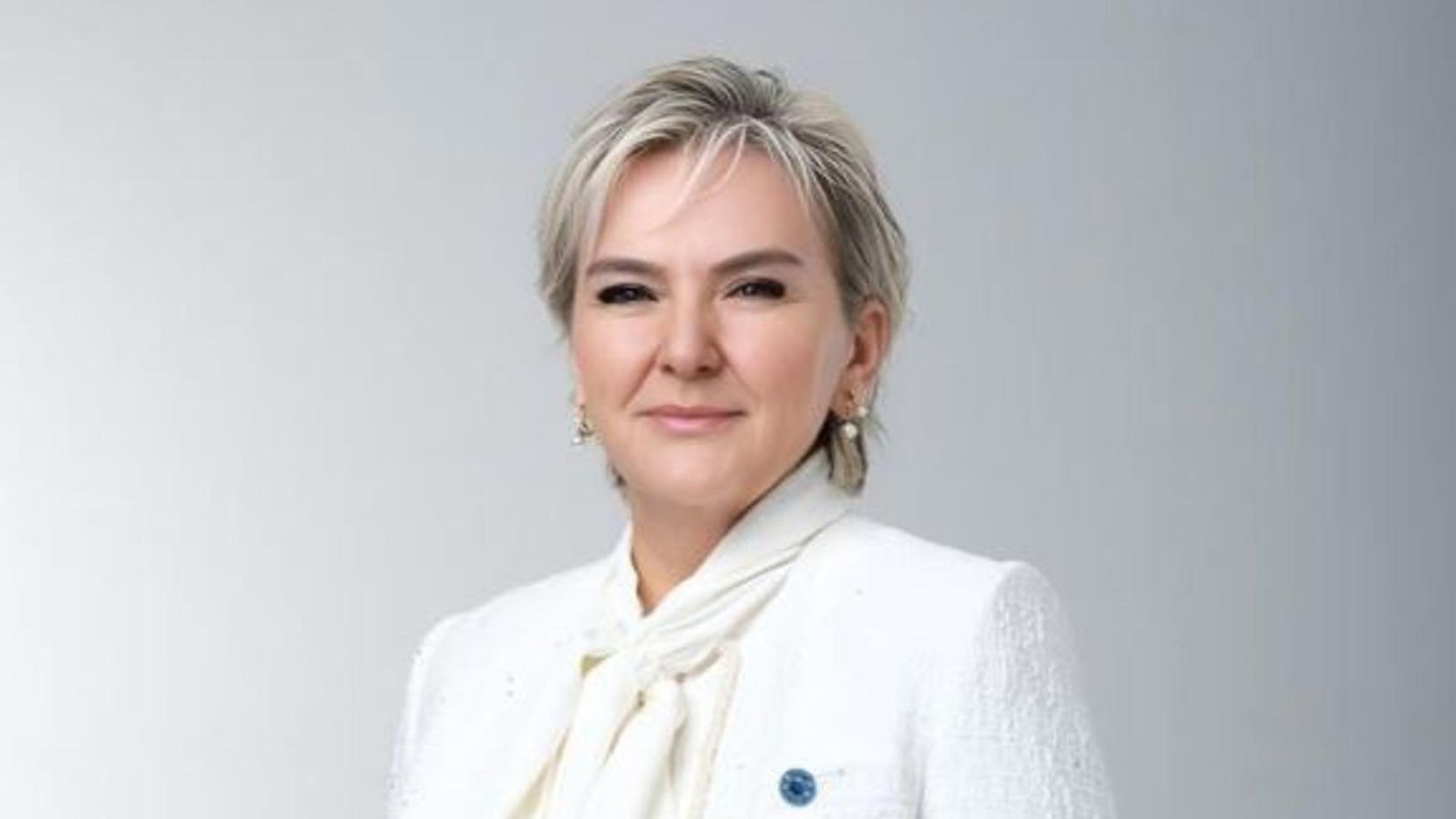 CHP Milletvekili Nimet Özdemir partisinden istifa etti