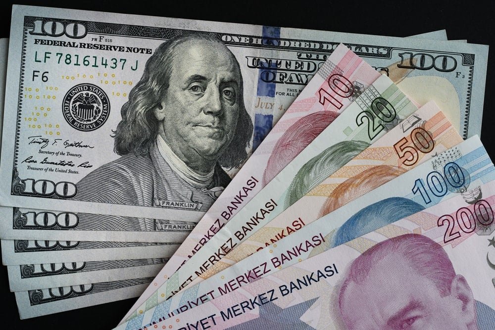 Dolar/TL dur durak bilmiyor: Bir rekor daha geldi!