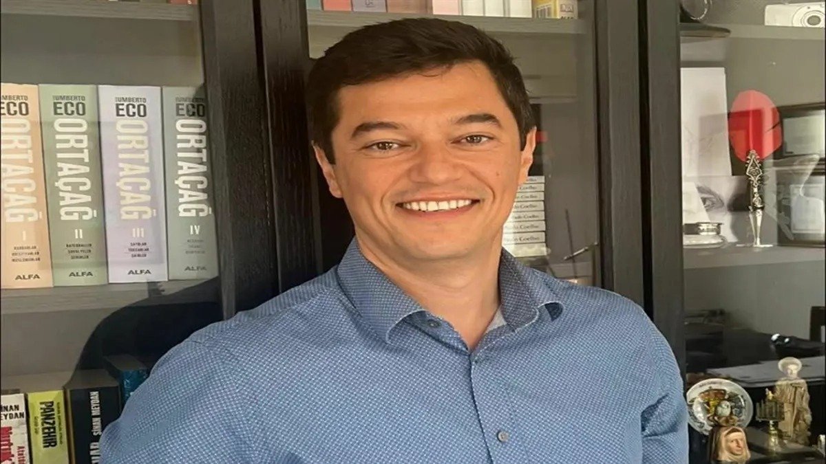 Marmaris Belediye Başkanı Ünlü'ye beş ay hapis cezası