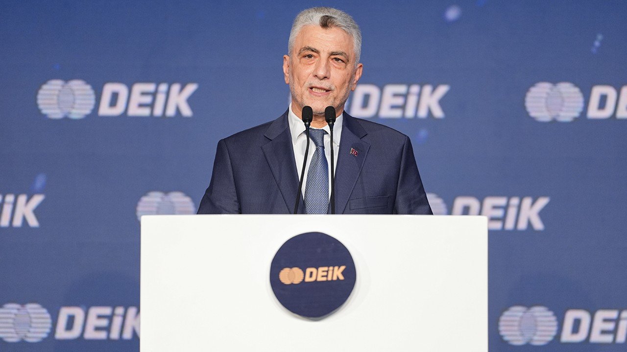 Bakan Bolat Açıkladı: Cumhuriyet tarihinin günlük ihracat rekoru kırıldı