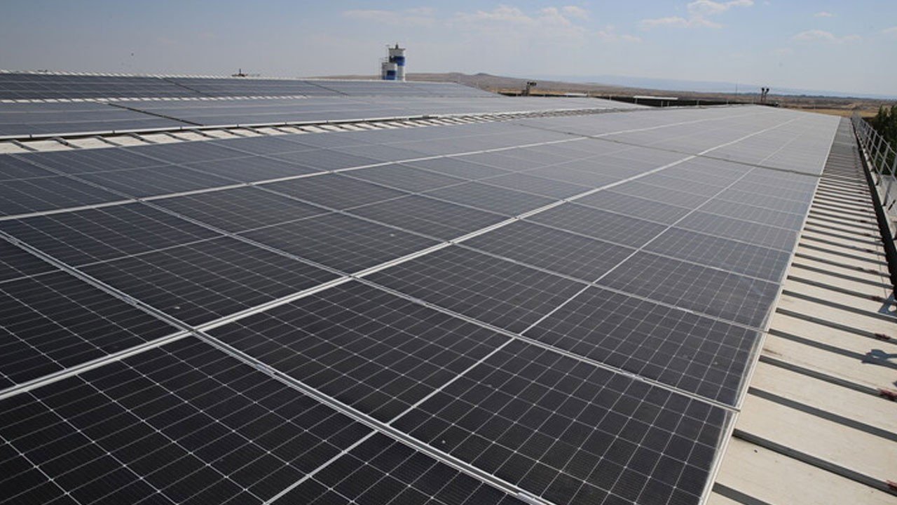 Lisanssız elektrikte yeni dönem: Mahsuplaşma saatlik olacak