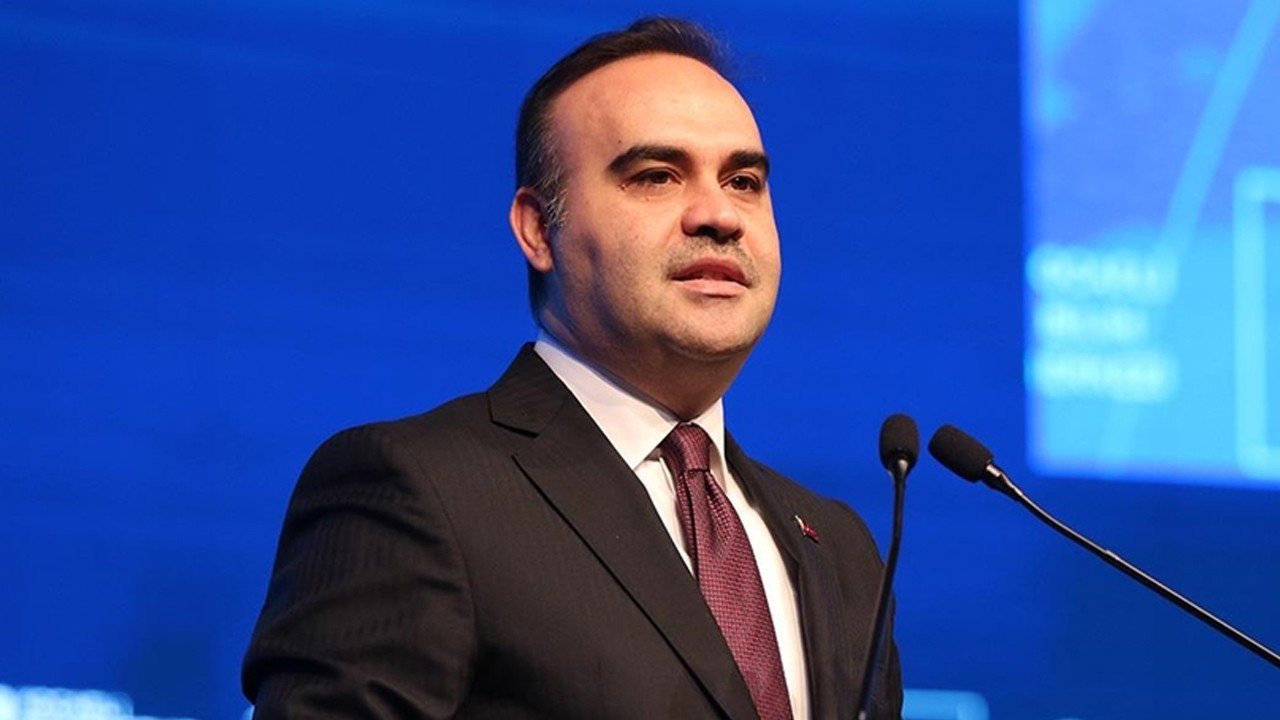 Bakan Kacır'dan küresel hedef mesajı: Türkiye'yi ilk 10'a taşıyacağız