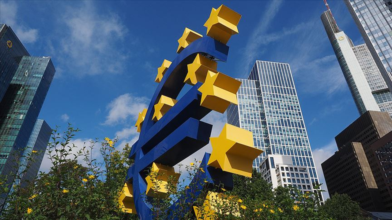 Euro Bölgesi'nde üretici enflasyonu 3,5 yılın zirvesinde