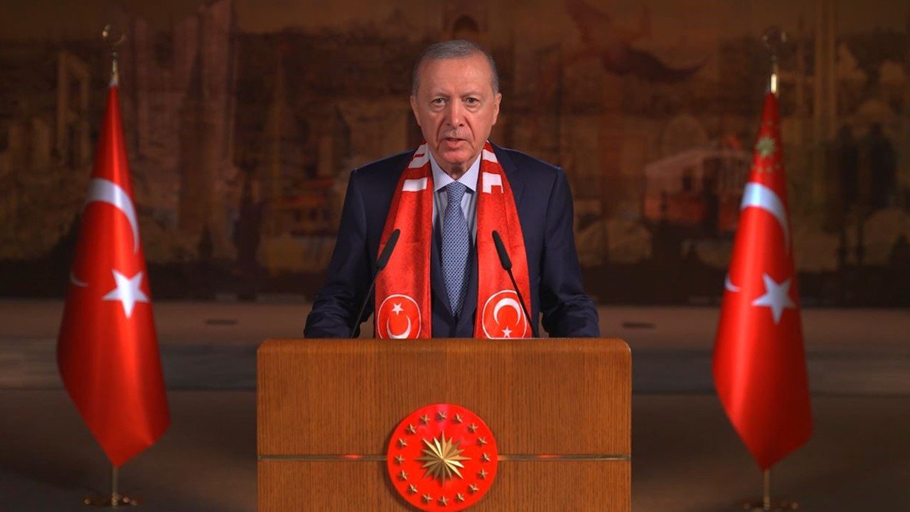 Cumhurbaşkanı Erdoğan'dan A Milli Takım'a destek mesajı