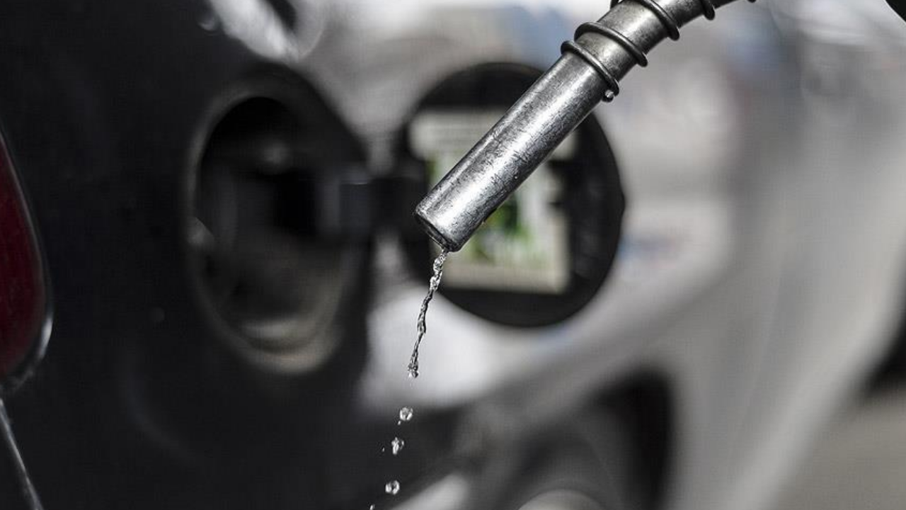 Mazota zam gelecek mi? Benzin fiyatları artacak mı? Akaryakıt fiyatları yükselecek mi?