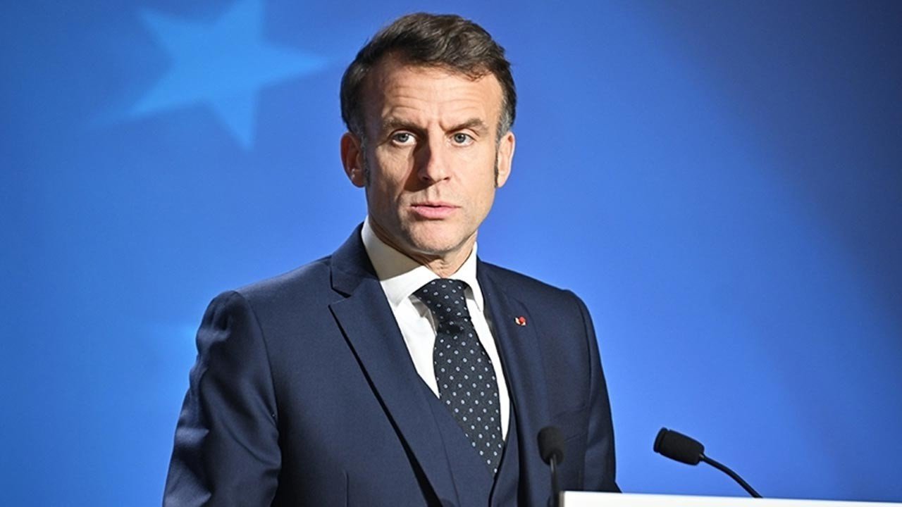 Macron, hükümete artan akaryakıt fiyatlarına karşı yeni çözümler bulması talimatı verdi