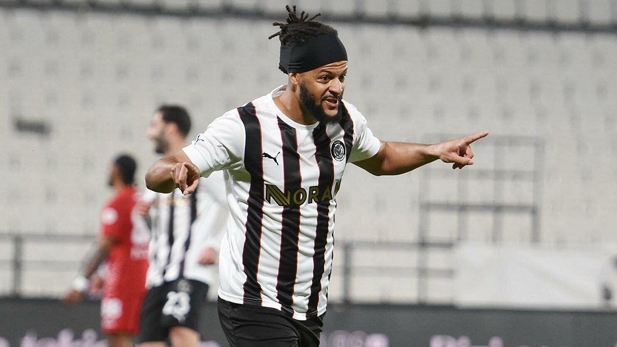 38 maçta 22 golle 1. Ligi salladı, bonservissiz veda ediyor
