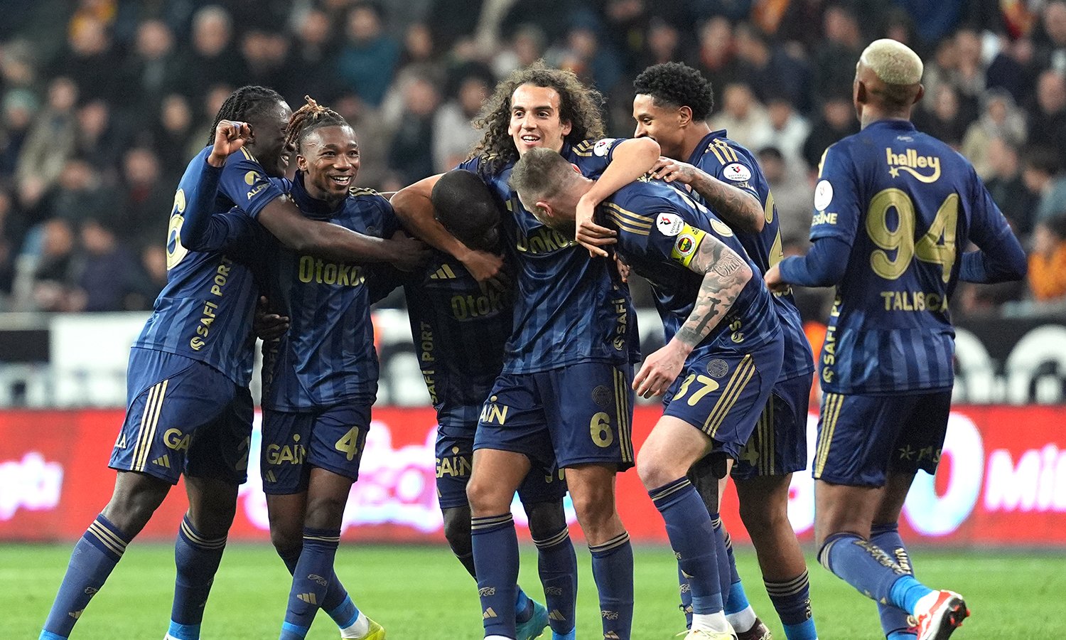 Fenerbahçe'nin konuğu Başakşehir