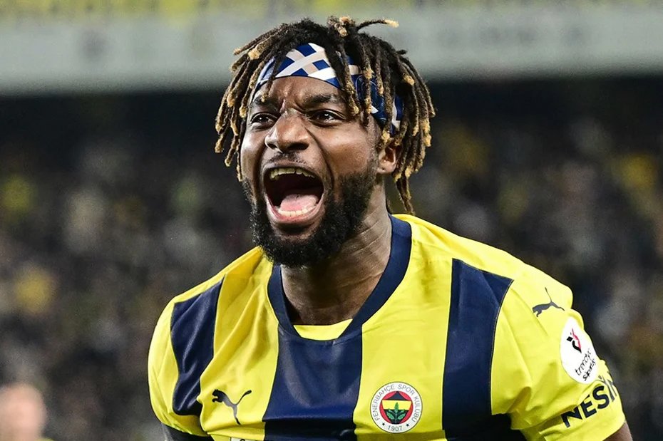 Saint-Maximin resmen ayrıldı, Zaha'nın yerine geliyor