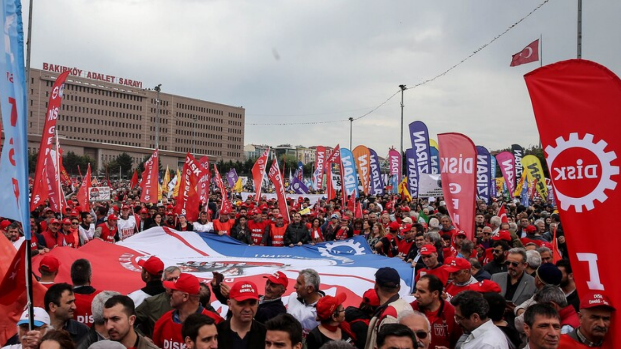 1 Mayıs okullar tatil mi? Cuma günü tatil mi?