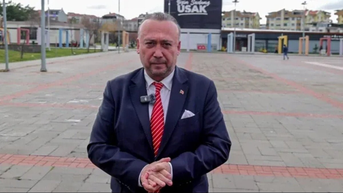 SON DAKİKA... Uşak Belediye Başkanı Özkan Yalım, CHP'den ihraç edildi