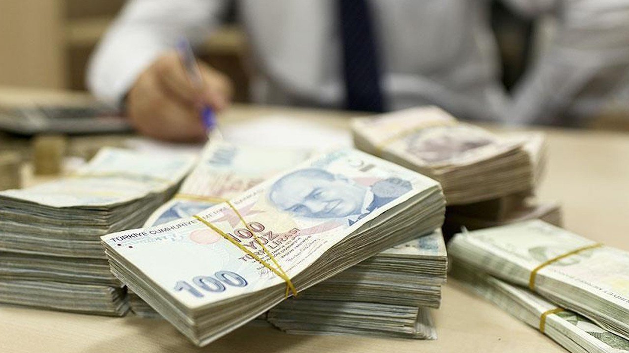 Hazine tahvil ihalesiyle 13,2 milyar lira borçlandı