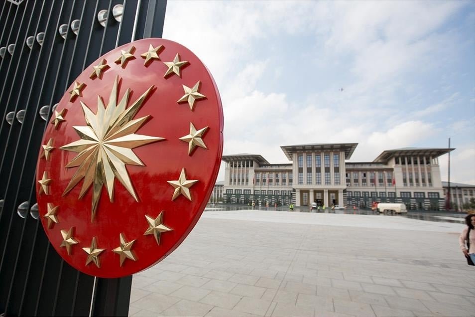 Enflasyon rakamlarını öğrenen AKP'li isim partisini sandığı işaret ederek uyardı!