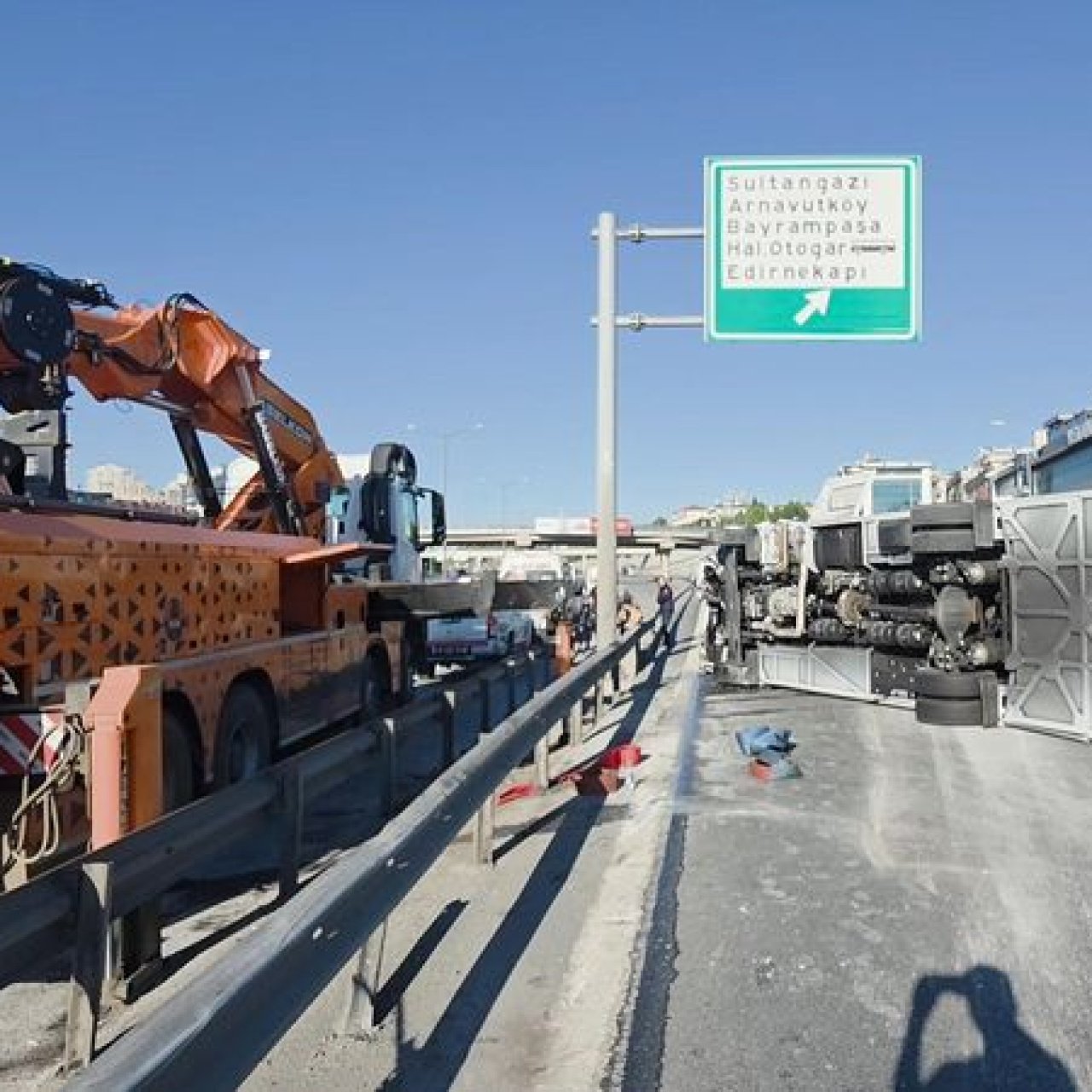 TEM'de kaza: 12 yaralı