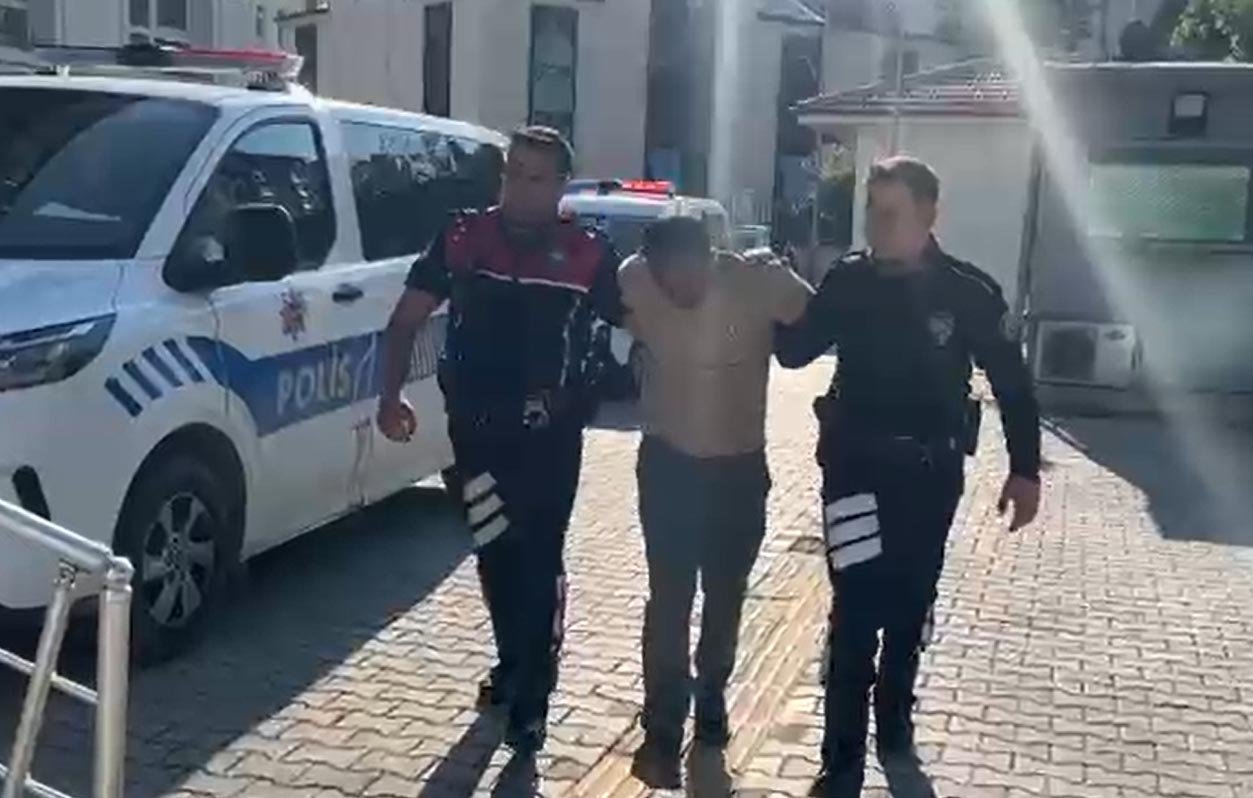 Interpol kırmızı bültenle arıyor. Sahte kimlikle Kütahya'da yakalandı