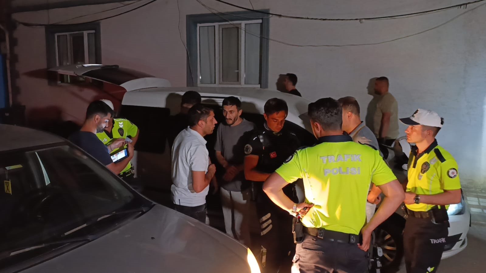 "Dur" ihtarına uymayan alkollü sürücüye 710 bin lira ceza