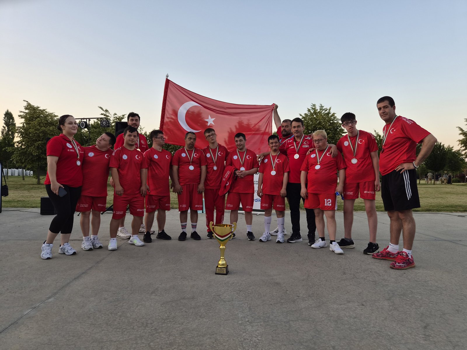 Down Sendromlu Basketbol Milli Takımı'ndan Dünya Şampiyonası'nda gümüş madalya