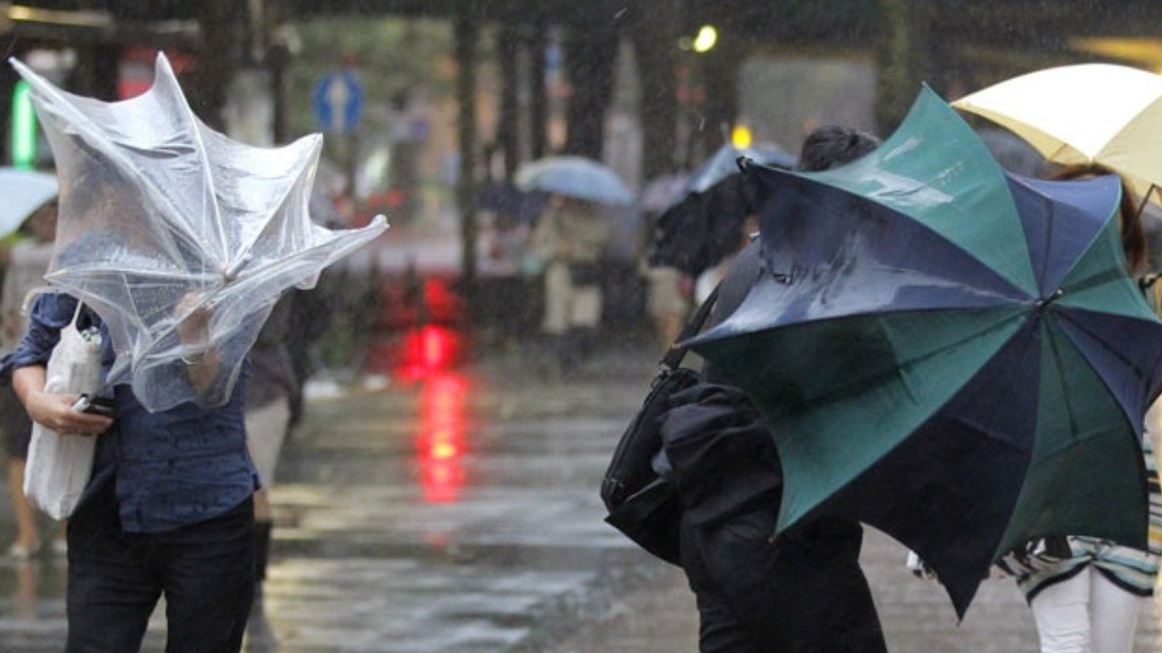Meteoroloji'den sağanak ve kuvvetli rüzgar uyarısı