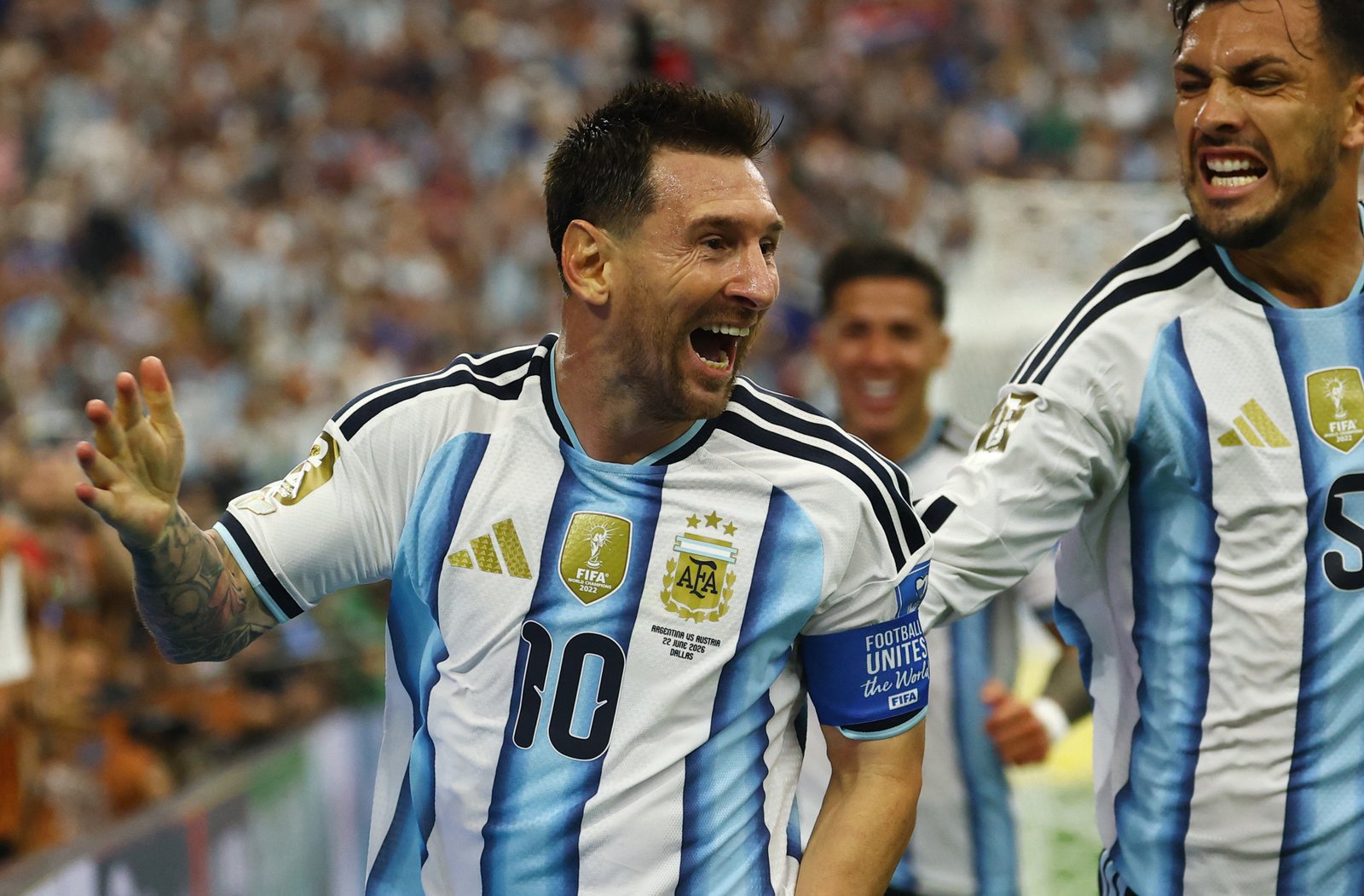 Messi: "Yorgunum ve anın tadını çıkarıyorum"