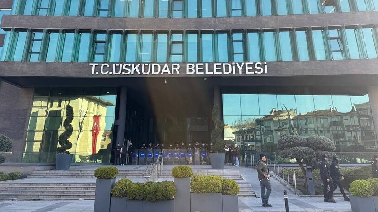 Son dakika... Üsküdar Belediyesi'ne operasyon: 7 gözaltı