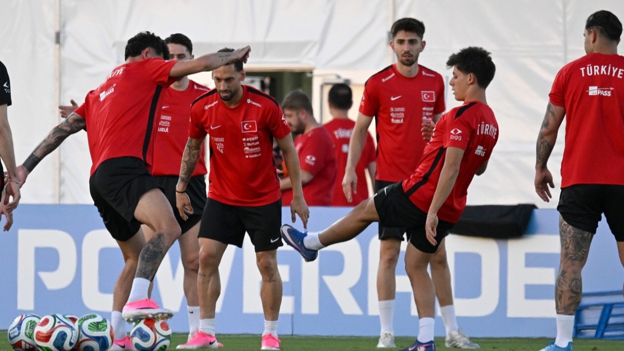 A Milli Futbol Takımı, Avustralya maçının hazırlıklarını sürdürdü