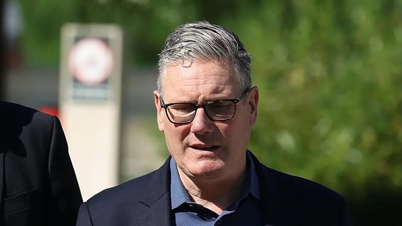 İngiltere Başbakanı Keir Starmer istifa etti