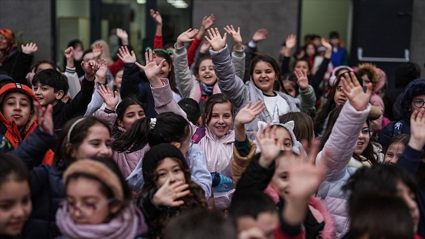 Okullarda ara tatilin kaldırılması: Eylül ayında yaşama geçebilir